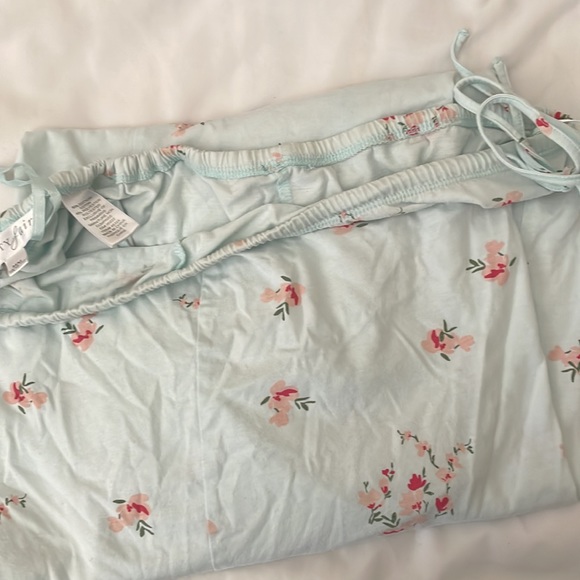 Vanity fair short sleeve pyjamas tie waist size M 10-12. Good used condition. - Picture 8 of 15